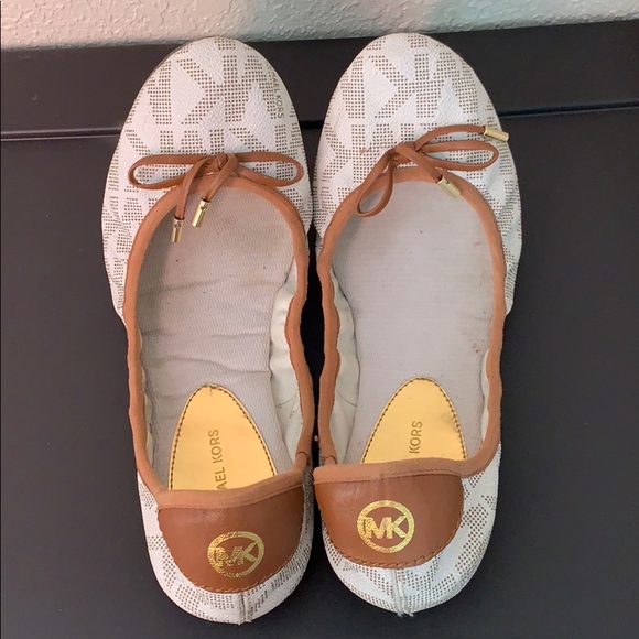 Michael Kors Shoes - SALE SALE !! Michael Kors Flats slightly used .